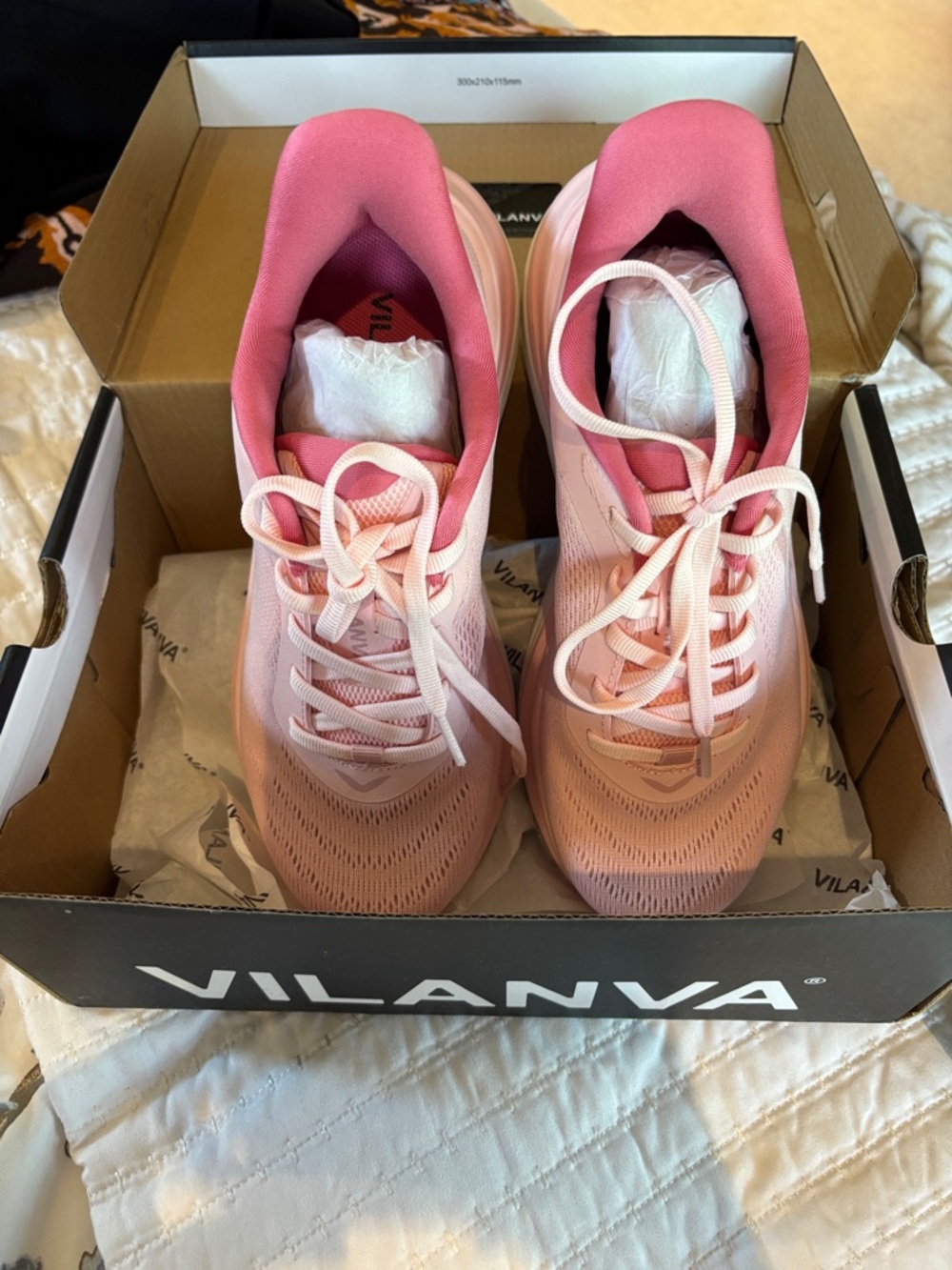 Vilanva Women's Pink Athletic Running Sneakers - Picture 2 of 7